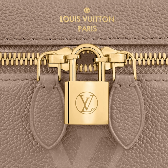 Louis Vuitton  Vanity PM