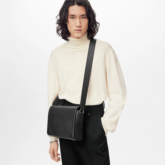 Louis Vuitton New Flap Messenger