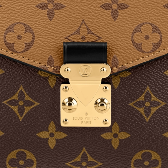 Louis Vuitton Pochette Metis