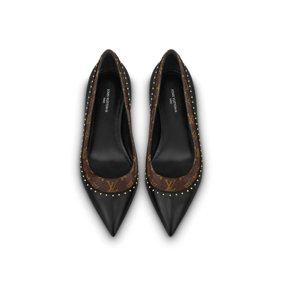 Louis Vuitton Signature Flat Ballerina