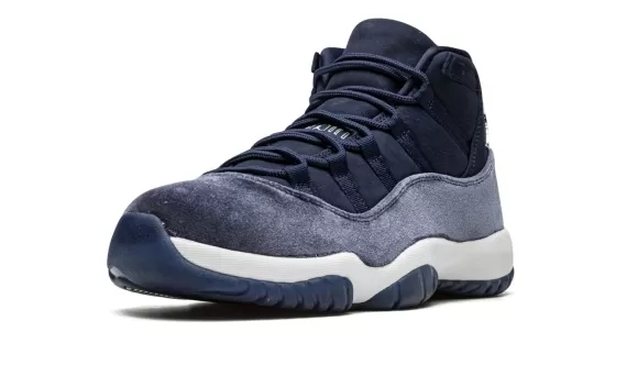 Air Jordan 11 Velvet WMNS - Midnight Navy