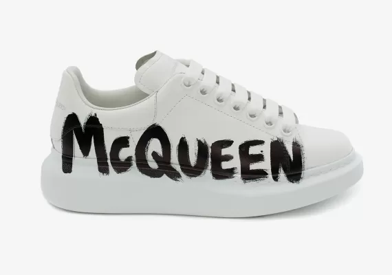 Alexander McQueen Graffiti Oversized Sneaker in White/black