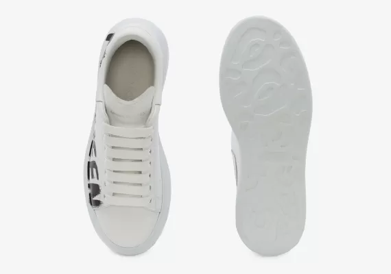 Alexander McQueen Graffiti Oversized Sneaker in White/black