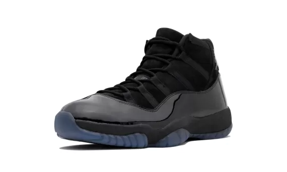 Air Jordan 11 Retro - Cap & Gown