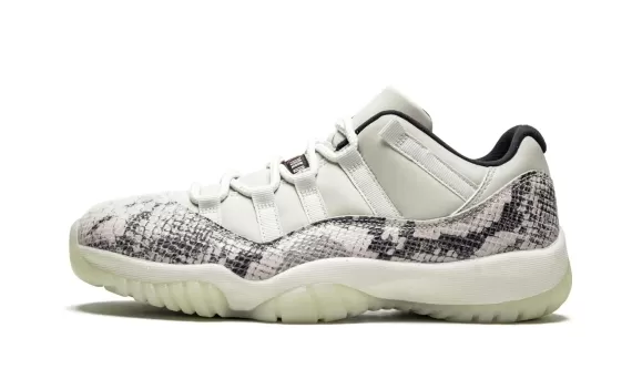 Air Jordan 11 Rertro Low - Snakeskin Light Bone