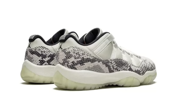 Air Jordan 11 Rertro Low - Snakeskin Light Bone