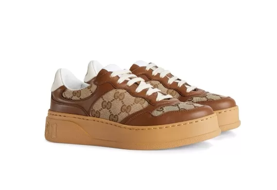 Gucci GG embossed low-top sneakers - Ebony-beige