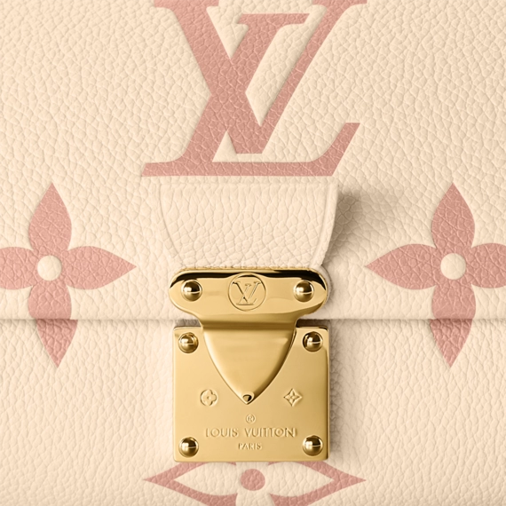 Louis Vuitton Favorite