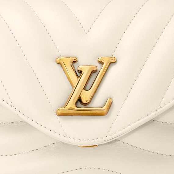 Louis Vuitton Hold Me