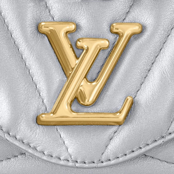 Louis Vuitton New Wave Chain Bag MM