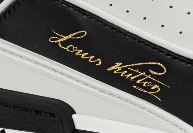 Louis Vuitton Trainer Sneaker Calf Leather Black
