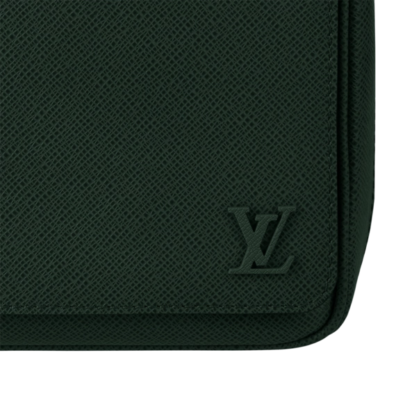 Louis Vuitton District PM