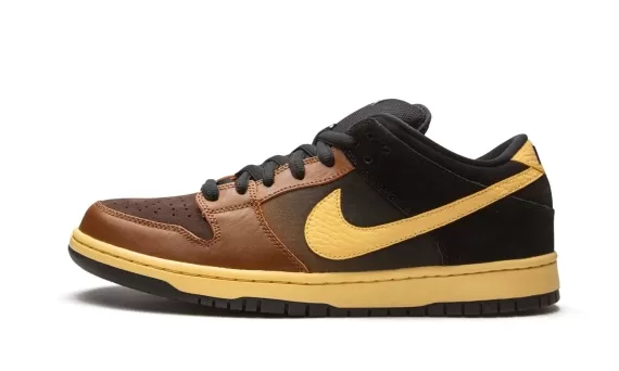 Nike SB Dunk Low - Black and Tan