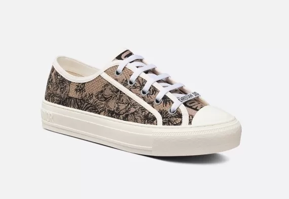 WALK'N'DIOR Sneaker Beige and Black With Toile de Jouy Voyage Motif