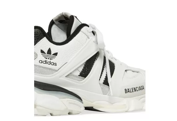 Balenciaga Track Forum Sneakers - White