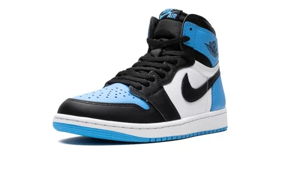 Air Jordan 1 Retro High OG - UNC Toe