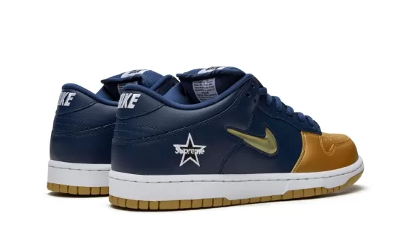 SB Dunk Low Supreme - Jewel Swoosh Gold/Navy