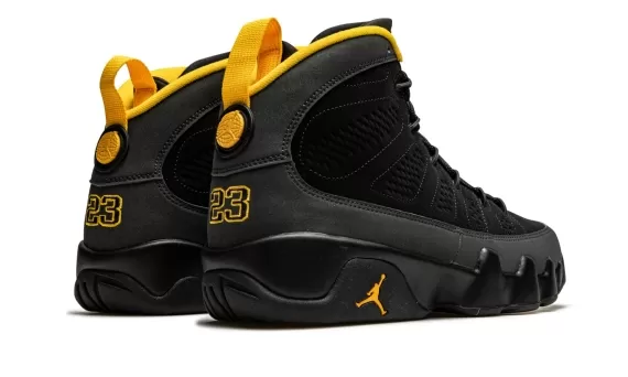 Air Jordan 9 Retro - University Gold