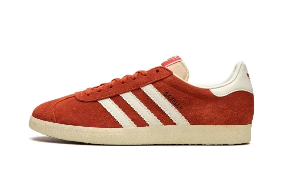 Gazelle - Preloved Red Off White Cream White