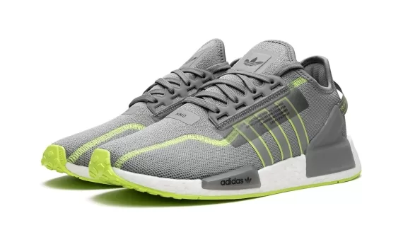NMD R1 - Grey Three / Signal Green / Cloud White