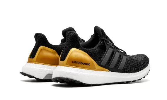 UltraBoost M - CBlack/CGold