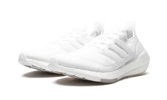 UltraBoost 2021 - Triple White