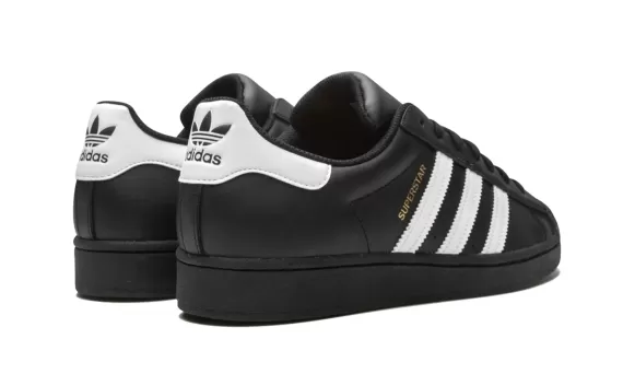 Superstar Foundation - Black/White