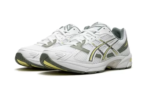 GEL 1130 - White Jade Yellow