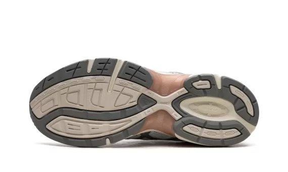 Gel 1130 - White/Clay Grey