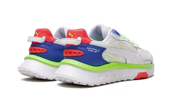 Wild Rider - Spectra White-Bluemazing