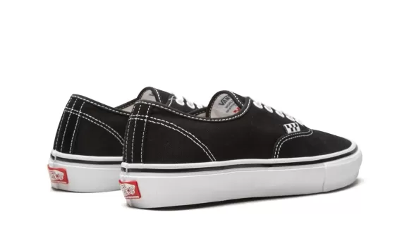 Skate Authentic - Black/White