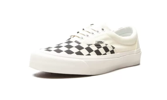 Era Craft Podium Checkerboard - White