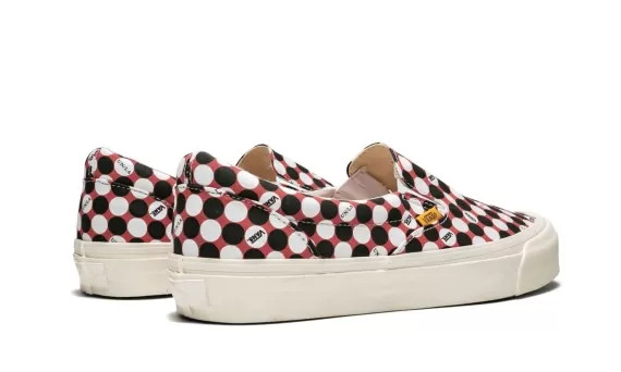 Union x Vans OG Classic Slip-On - BURNT SIENNA