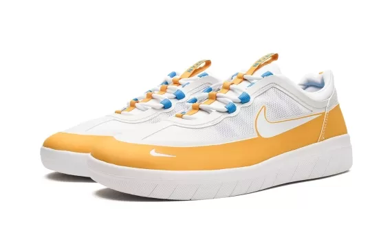 SB Nyjah Free 2 - Summit White/University Gold