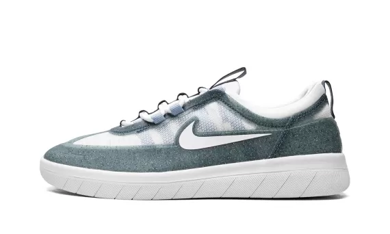 SB Nyjah Free 2 Premium - Ash Green/White/Boarder Blue