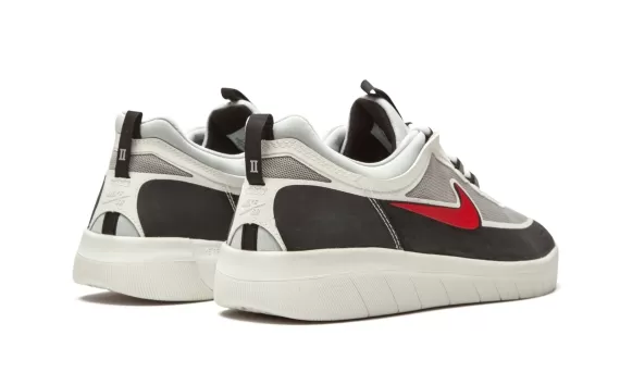 Nyjah Free 2.0 SB Spiridon - Black/Metallic Silver/Black