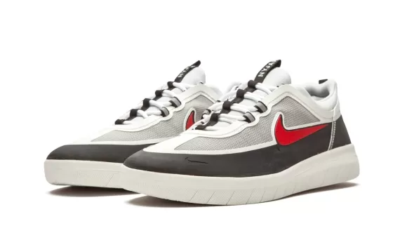 Nyjah Free 2.0 SB Spiridon - Black/Metallic Silver/Black