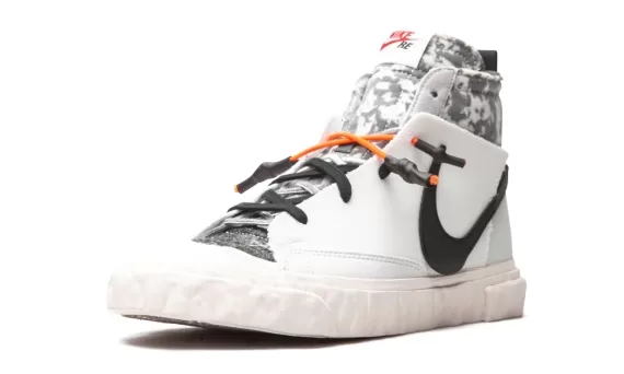 Blazer Mid x READYMADE - White