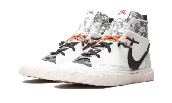 Blazer Mid x READYMADE - White