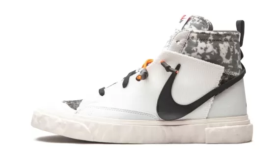 Blazer Mid x READYMADE - White