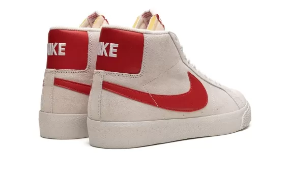 SB Zoom Blazer Mid - Summmit White/University Red