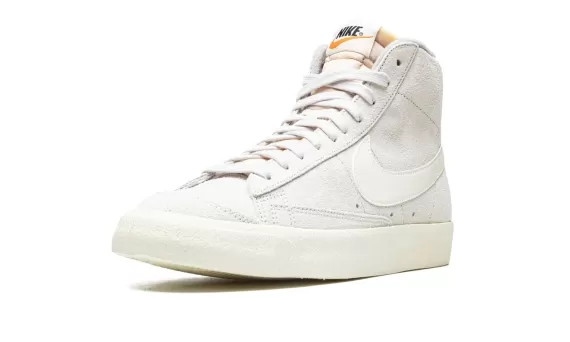 Blazer Mid '77 - Light Bone/Medium Grey/Alpha O