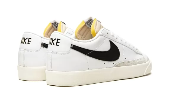 Blazer Low '77 Vintage - White / Black
