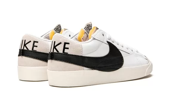 Blazer Low 77 Jumbo - White Black Sail
