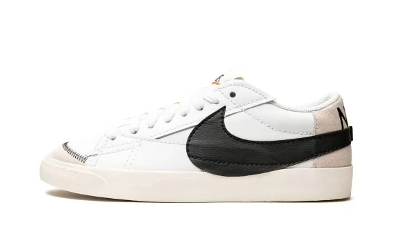 Blazer Low 77 Jumbo - White Black Sail