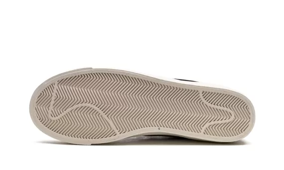 Blazer Mid ‘77 - White/Team Red