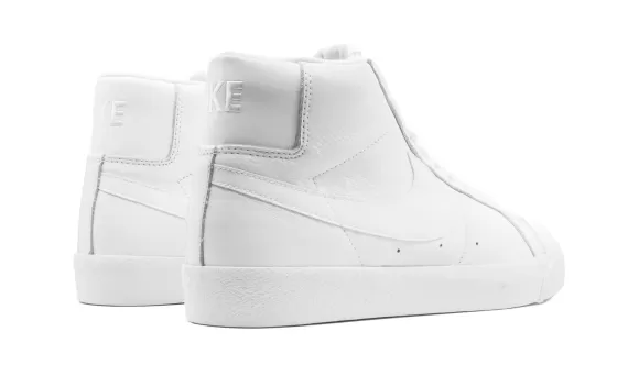 SB Zoom Blazer Mid - Triple White