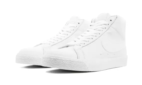 SB Zoom Blazer Mid - Triple White