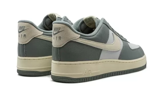 Air Force 1 Low LX - Mica Green