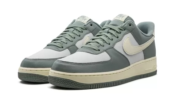 Air Force 1 Low LX - Mica Green
